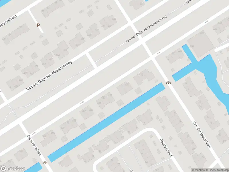 Politie naar de Van der Duijn van Maasdamweg in Rotterdam