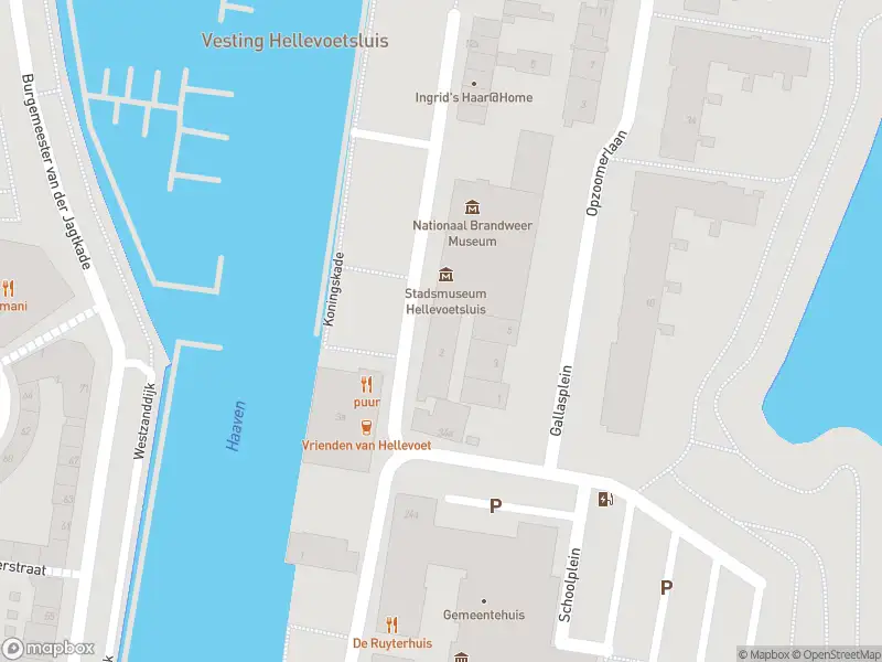 Brandweer naar de Industriehaven in Hellevoetsluis