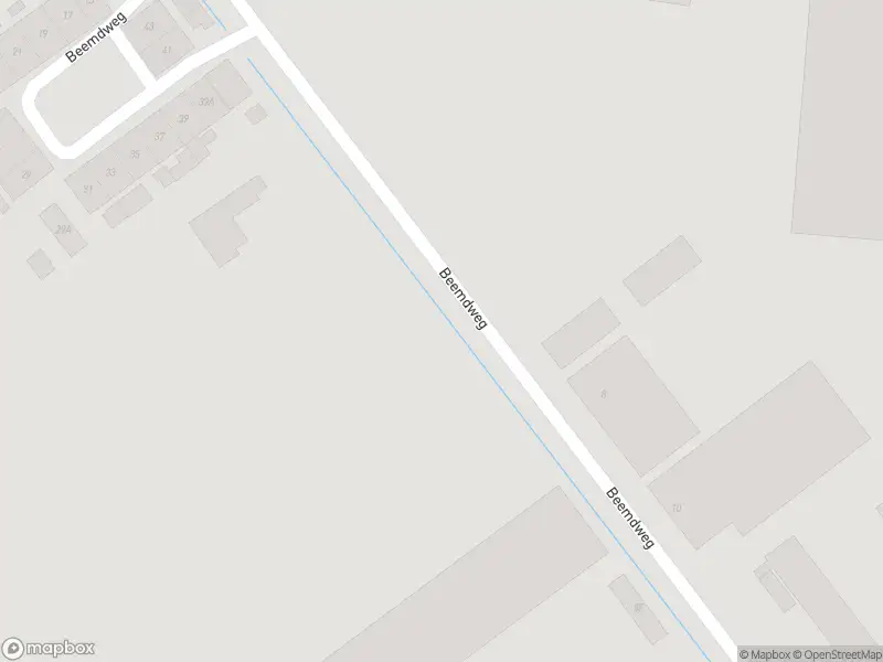 Brandweer met grote spoed naar de Beemdweg in Helmond vanwege gebouwbrand