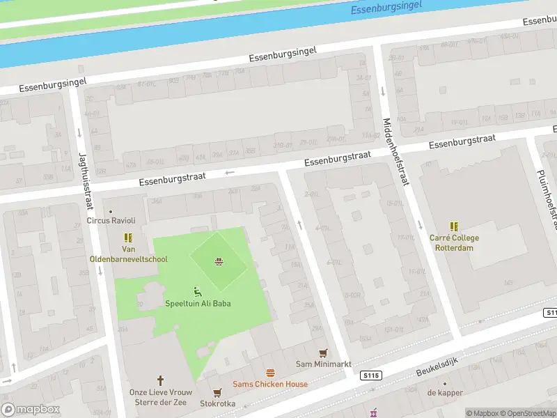 Ambulance met grote spoed naar de Veelzigtstraat in Rotterdam