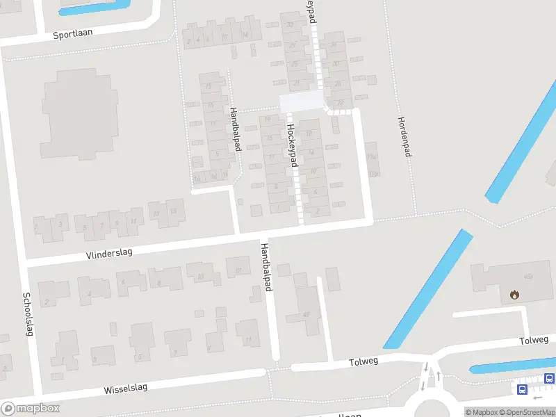 Ambulance met grote spoed naar de Hockeypad in Hellevoetsluis