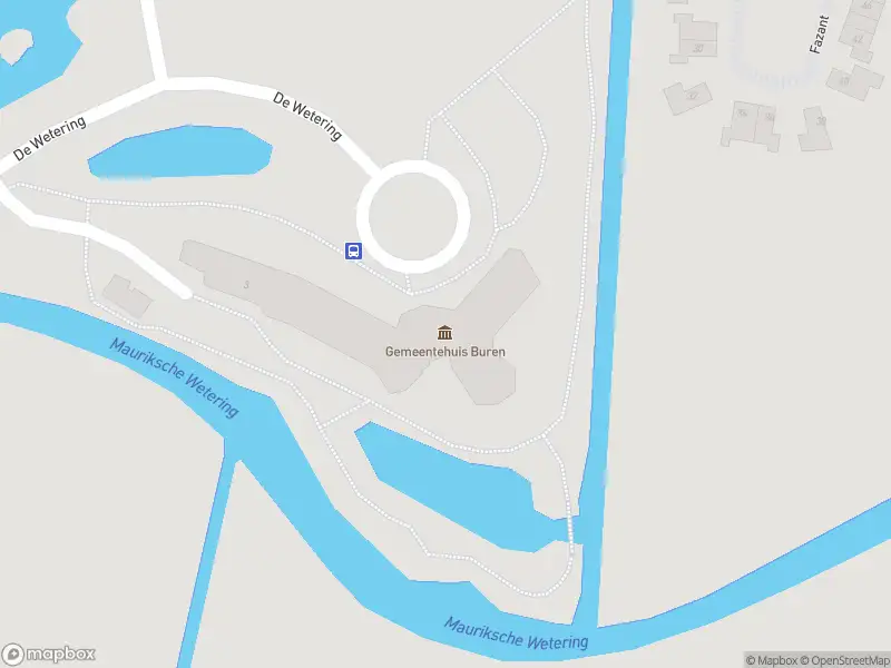 Brandweer met gepaste spoed naar de De Wetering in Maurik
