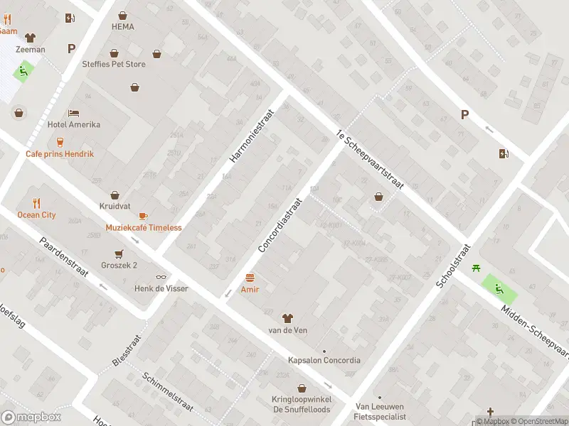 Ambulance met grote spoed naar de Concordiastraat in Hoek van Holland