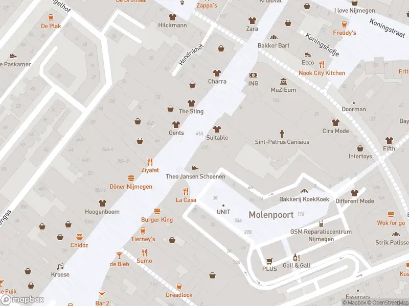 Brandweer met gepaste spoed naar de Stationsplein in Nijmegen vanwege een liftopsluiting