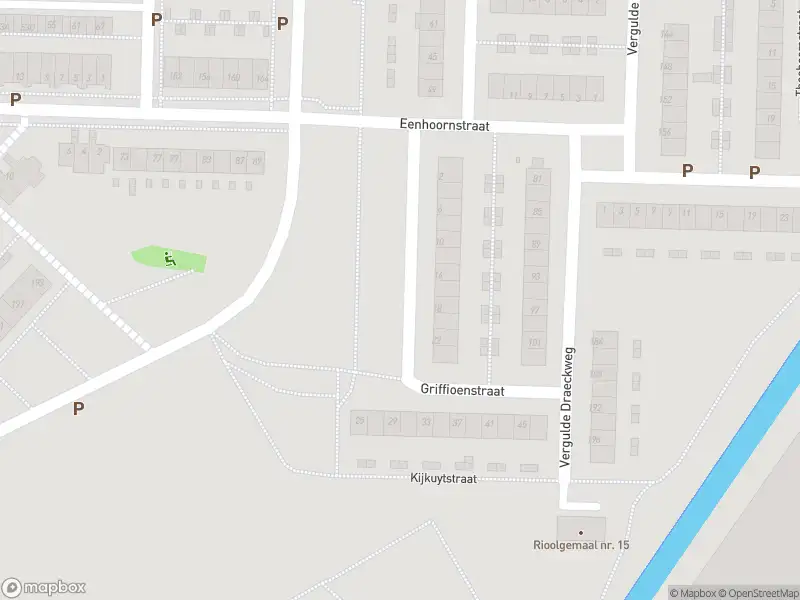 Ambulance met grote spoed naar de Griffioenstraat in Hoek van Holland