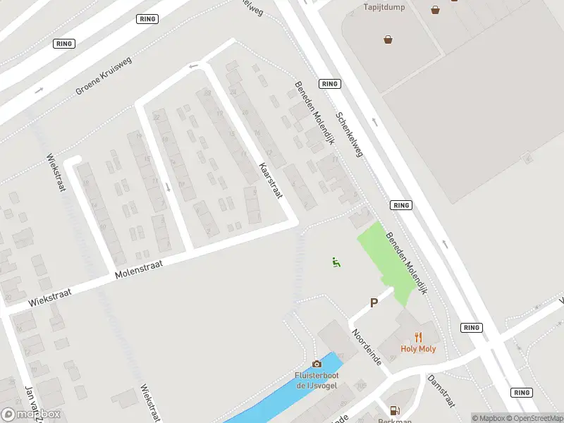 Ambulance met gepaste spoed naar de Kaarstraat in Spijkenisse