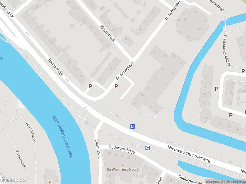 Ambulance met gepaste spoed naar de Dr. Scheylaan in Alkmaar