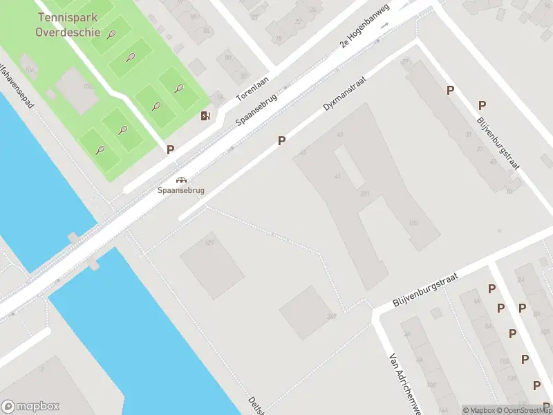 Ambulance met grote spoed naar de Dyxmanstraat in Rotterdam