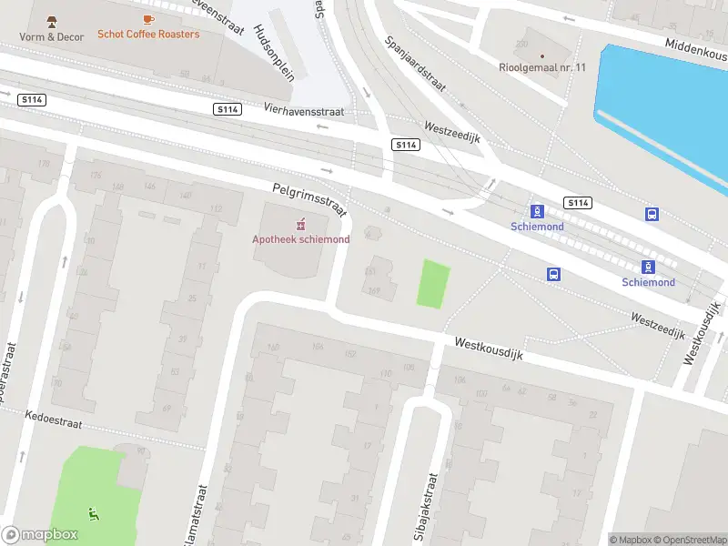 Ambulance met gepaste spoed naar de Westkousdijk in Rotterdam