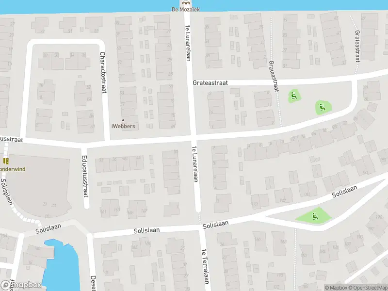 Brandweer met grote spoed naar de 1e Lunarelaan in Capelle aan den IJssel vanwege gebouwbrand