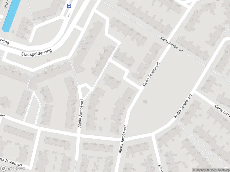 Ambulance met gepaste spoed naar de Aletta Jacobs-erf in Dordrecht