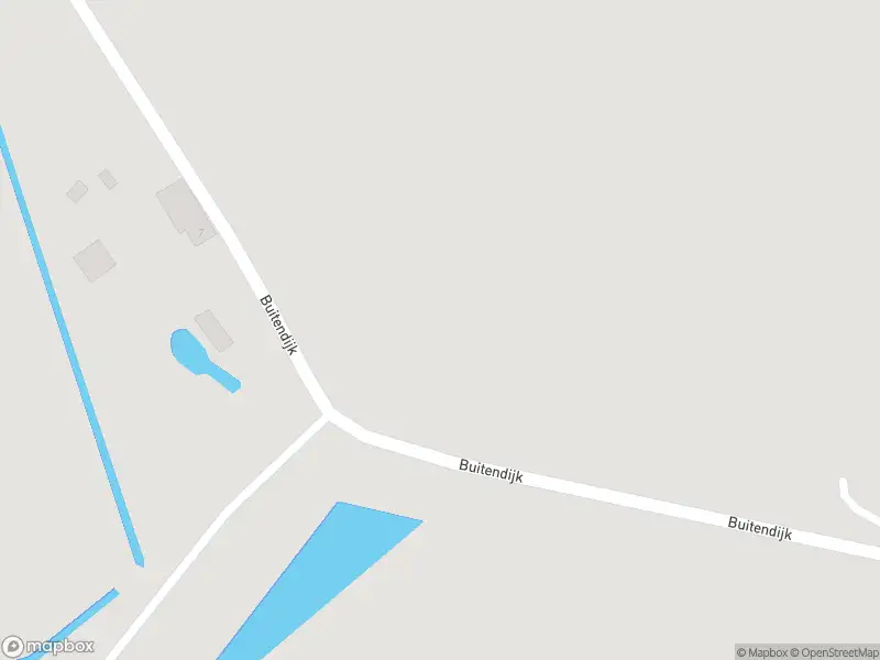 Ambulance met grote spoed naar de Buitendijk in Strijensas