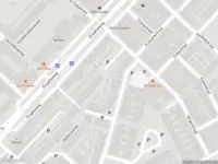 Brandweer met gepaste spoed naar de Dageraadsweg in 's-Hertogenbosch vanwege een buitenbrand