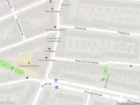 Ambulance met grote spoed naar de Pieter de la Courtstraat in Leiden