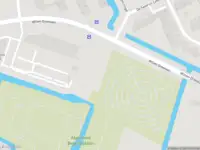 Brandweer met gepaste spoed naar de Willem Dreeslaan in Papendrecht