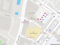 Ambulance met gepaste spoed naar de Termini in Amsterdam