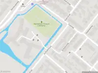 Brandweer met grote spoed naar de De Ruyterstraat in Dinteloord