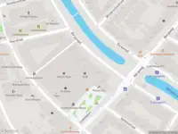 Ambulance met gepaste spoed naar de Bergsingel in Rotterdam