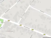 Brandweer met grote spoed naar de Westerdijkstraat in Roodeschool vanwege gebouwbrand