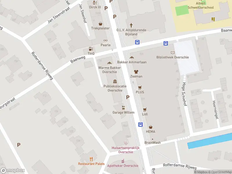 Ambulance met grote spoed naar de Burgemeester Baumannlaan in Rotterdam