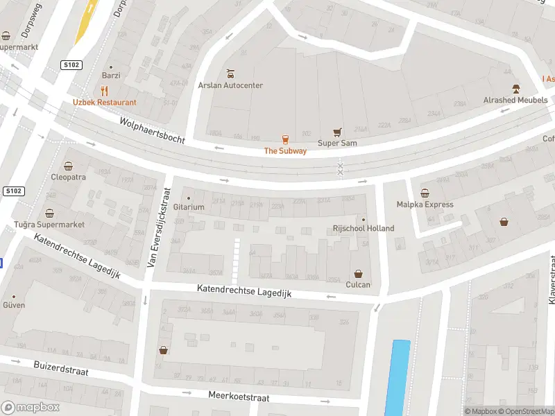 Ambulance met gepaste spoed naar de Wolphaertsbocht in Rotterdam