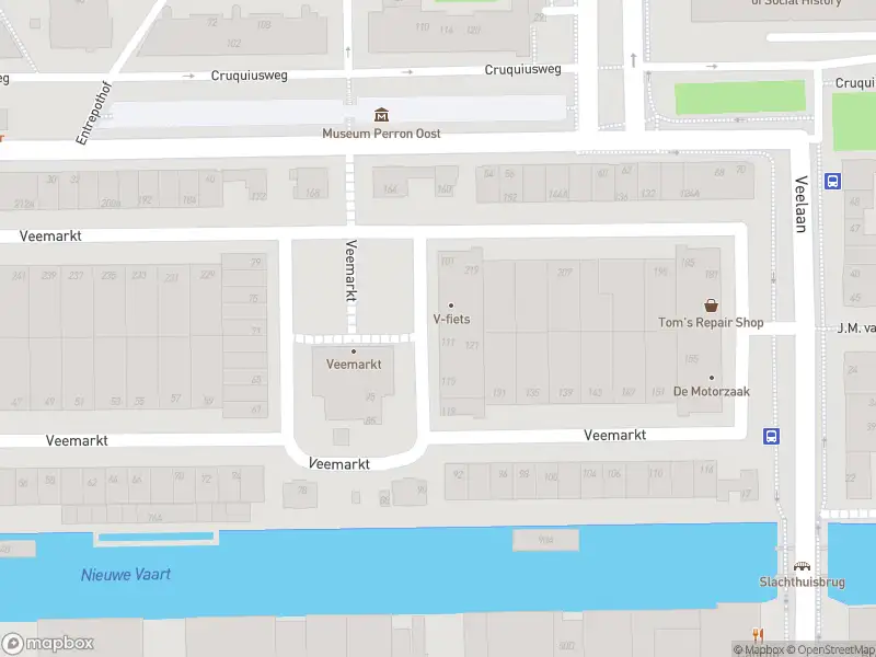 Brandweer met gepaste spoed naar de Veemarkt in Amsterdam vanwege stankoverlast