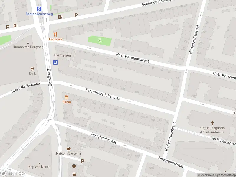 Ambulance met grote spoed naar de Blommersdijkselaan in Rotterdam