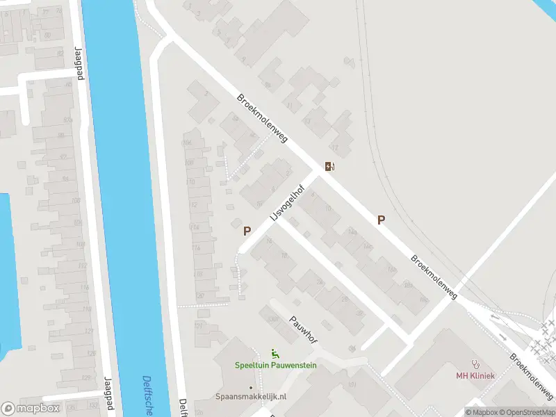 Ambulance met grote spoed naar de IJsvogelhof in Rijswijk