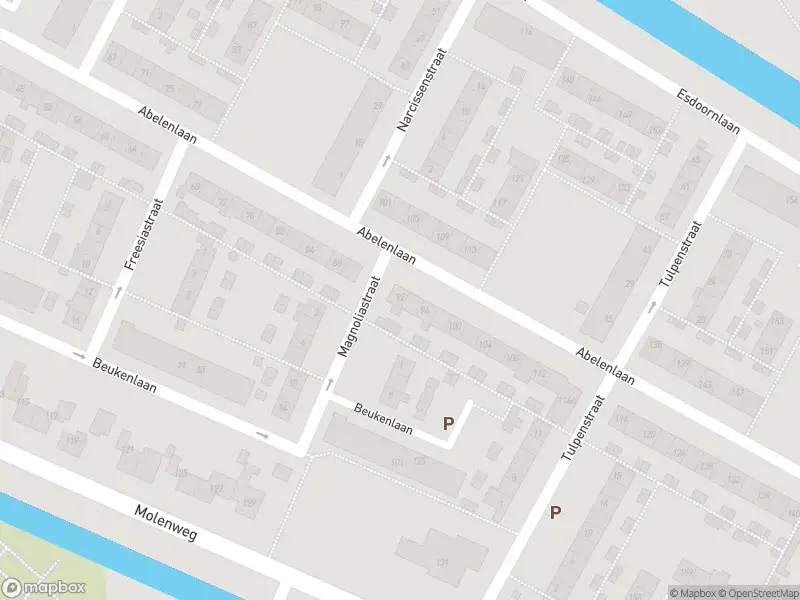 Ambulance met grote spoed naar de Abelenlaan in Rozenburg