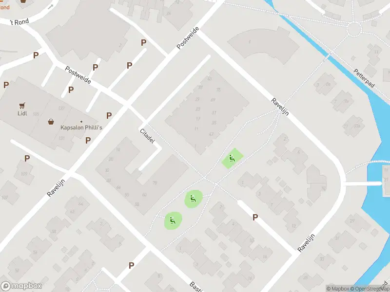 Ambulance met gepaste spoed naar de Citadel in Woudrichem