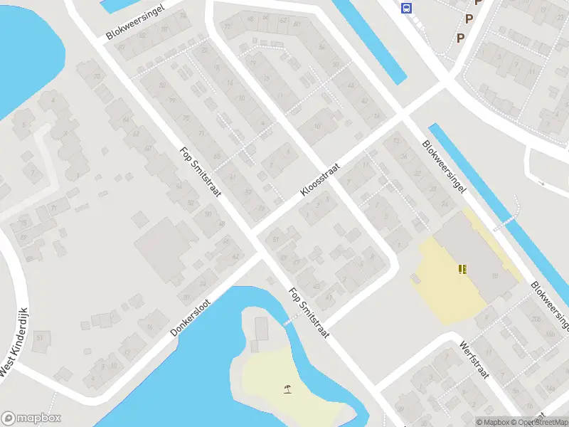 Ambulance met gepaste spoed naar de Kloosstraat in Alblasserdam