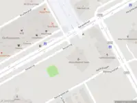 Ambulance met gepaste spoed naar de Kraaiennest in Amsterdam