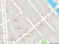 Ambulance met grote spoed naar de De Perponcherstraat in 's-Gravenhage