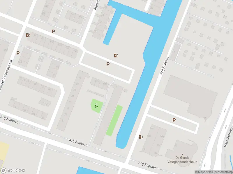 Ambulance met grote spoed naar de Samuel Esmeijerstraat in Vlaardingen