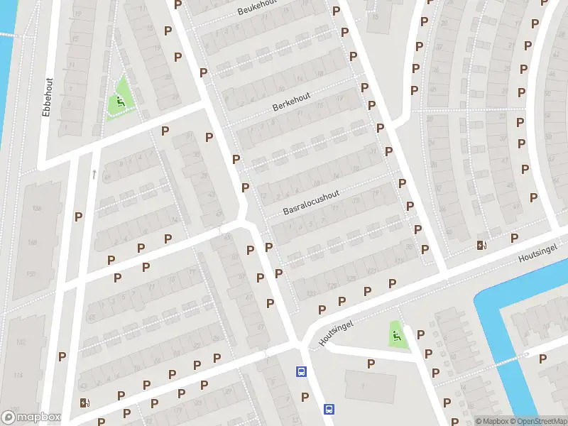 Ambulance met grote spoed naar de Basralocushout in Zoetermeer