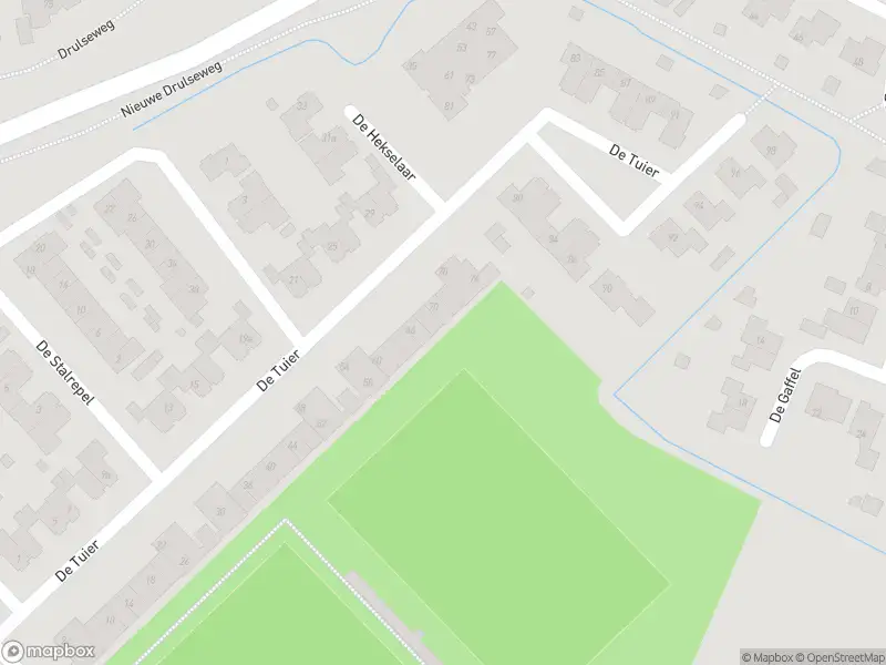 Politie naar de Koningin Wilhelminaweg in Groesbeek vanwege aanrijding met letsel