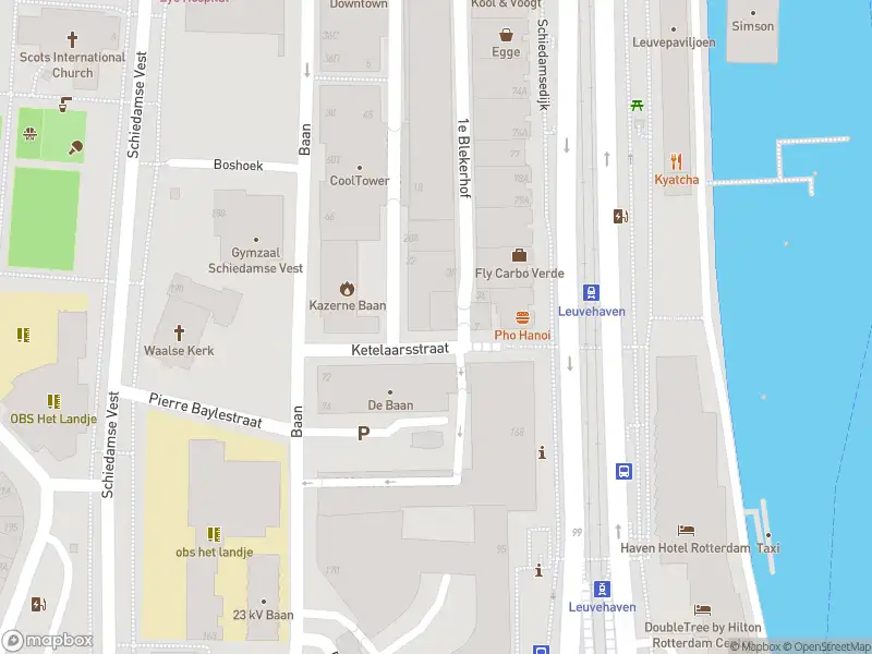 Brandweer met gepaste spoed naar de Ketelaarsstraat in Rotterdam