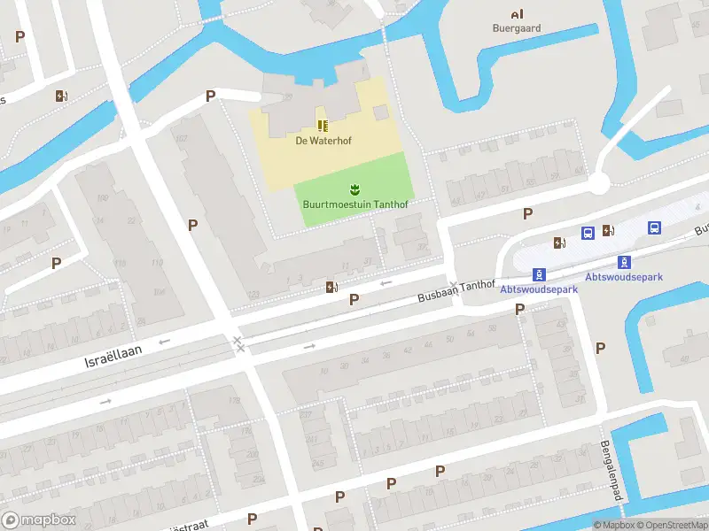 Politie met grote spoed naar de Busbaan Tanthof in Delft vanwege personen te water