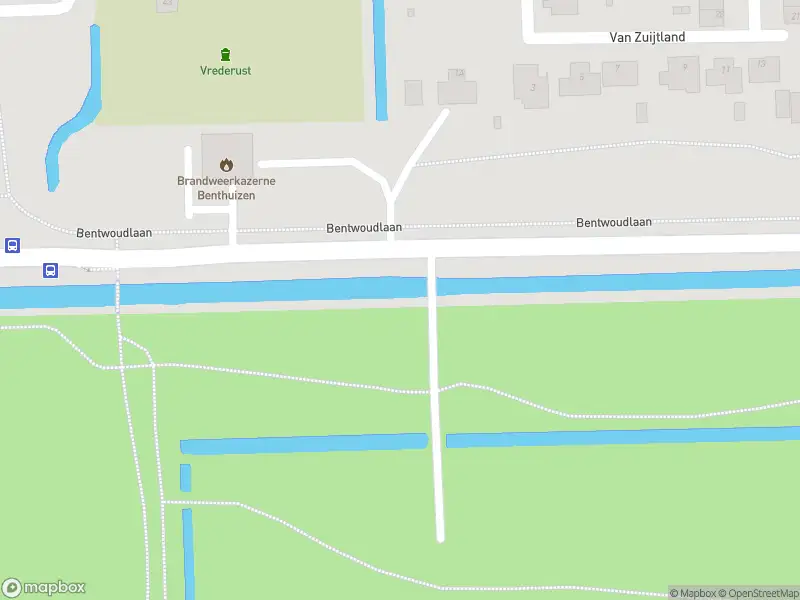 Ambulance met gepaste spoed naar de Bentwoudlaan in Benthuizen