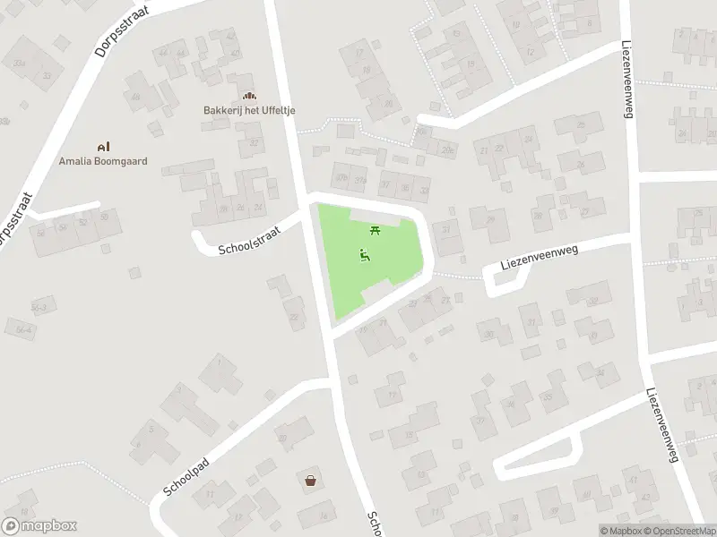 Brandweer met grote spoed naar de Dorpsstraat in Uffelte vanwege gebouwbrand