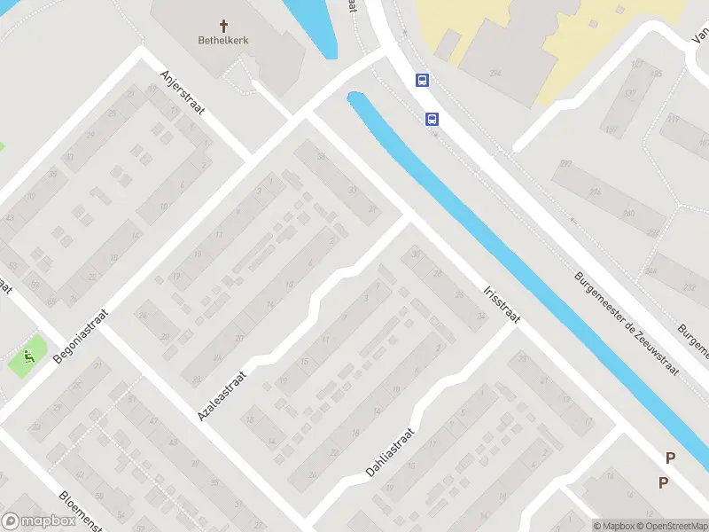 Ambulance met grote spoed naar de Azaleastraat in Ridderkerk