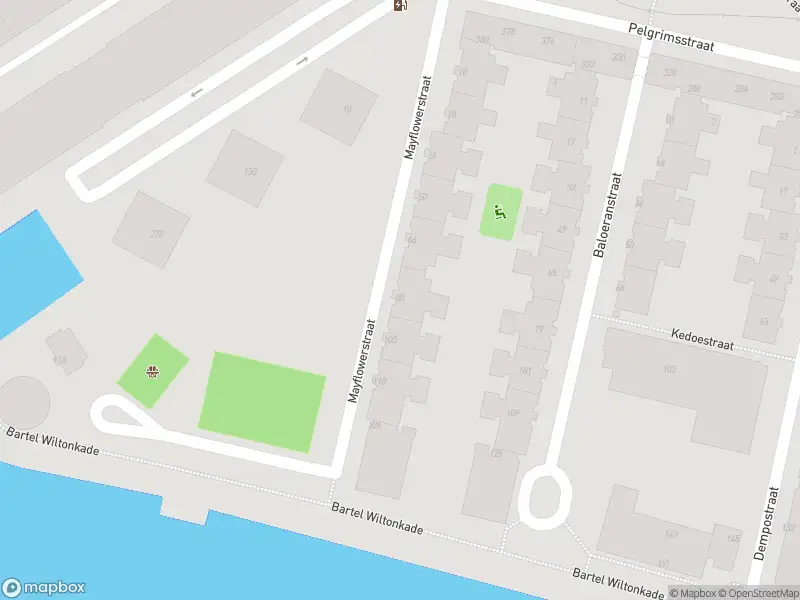 Ambulance met grote spoed naar de Mayflowerstraat in Rotterdam