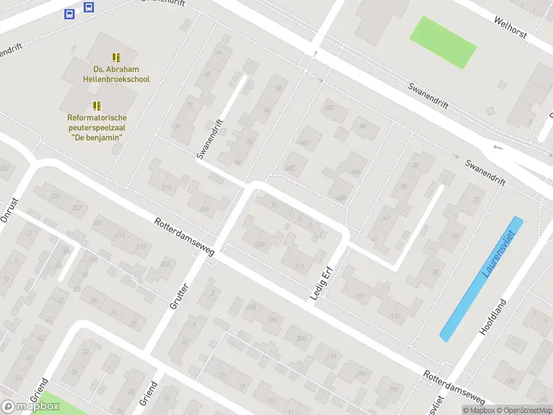 Ambulance met grote spoed naar de Rotterdamseweg in Zwijndrecht