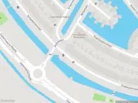 Ambulance met grote spoed naar de Graskarpersingel in 's-Gravenhage