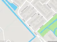 Ambulance met grote spoed naar de Strawinszkilaan in Voorschoten