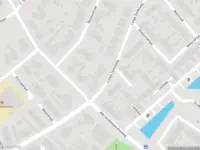 Ambulance met grote spoed naar de Lange Zantelweg in Poortugaal