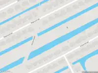 Brandweer met gepaste spoed naar de De Cockstraat in Groningen