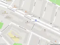 Ambulance met grote spoed naar de Schiedamseweg in Rotterdam