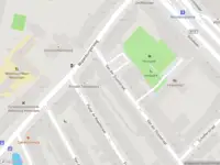 Ambulance met grote spoed naar de Van der Sluysstraat in Rotterdam