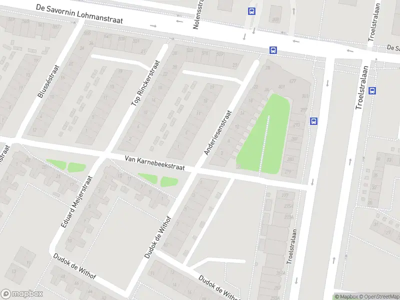 Ambulance met grote spoed naar de Anderiesenstraat in Amsterdam